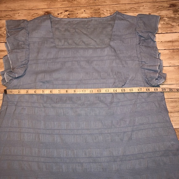 Crinkle fabric square neck top with ruffled sleeves -size L - NWT - Picture 5 of 11